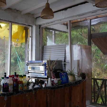 Freebird Nest 2 Stays & Cafe Jibhi Esterno foto