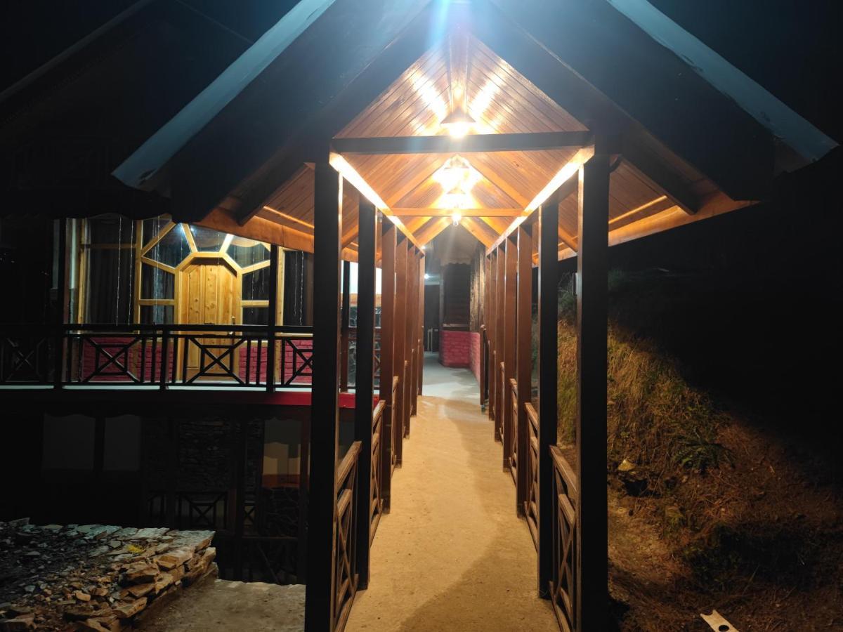 Freebird Nest 2 Stays & Cafe Jibhi Esterno foto
