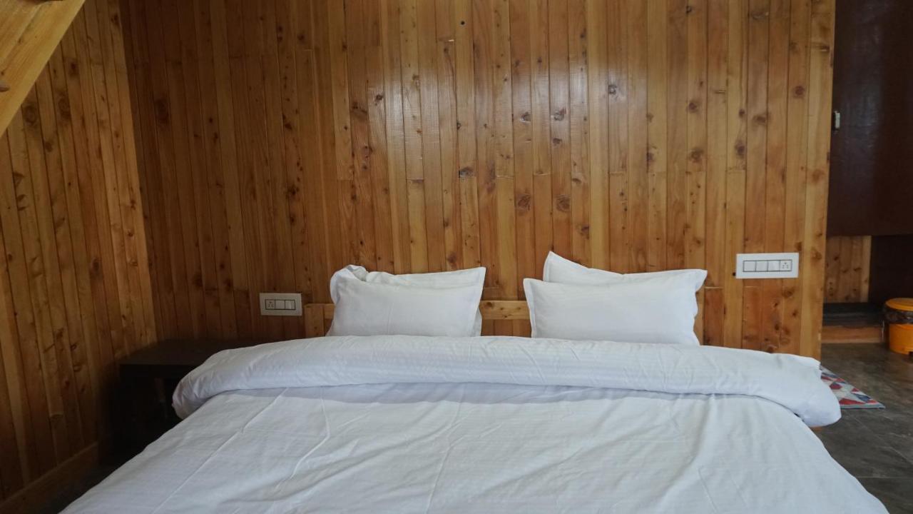 Freebird Nest 2 Stays & Cafe Jibhi Esterno foto