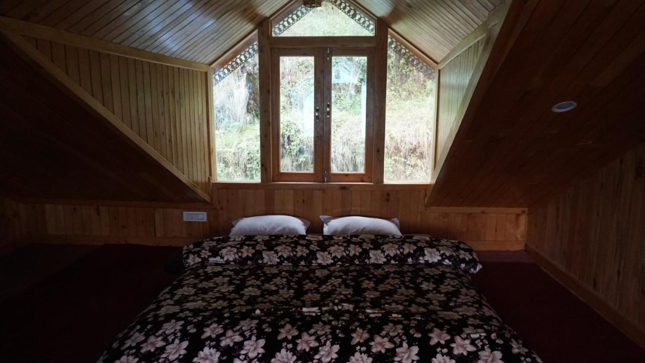 Freebird Nest 2 Stays & Cafe Jibhi Esterno foto