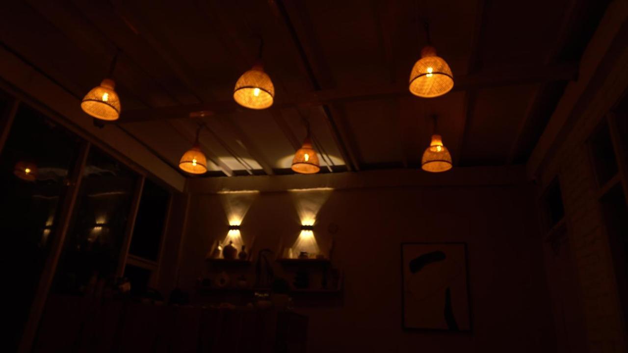 Freebird Nest 2 Stays & Cafe Jibhi Esterno foto