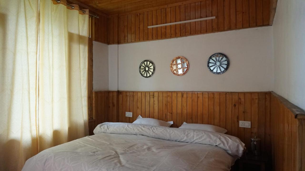 Freebird Nest 2 Stays & Cafe Jibhi Esterno foto