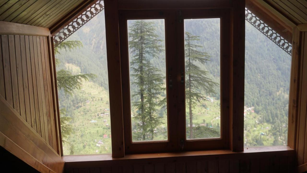 Freebird Nest 2 Stays & Cafe Jibhi Esterno foto