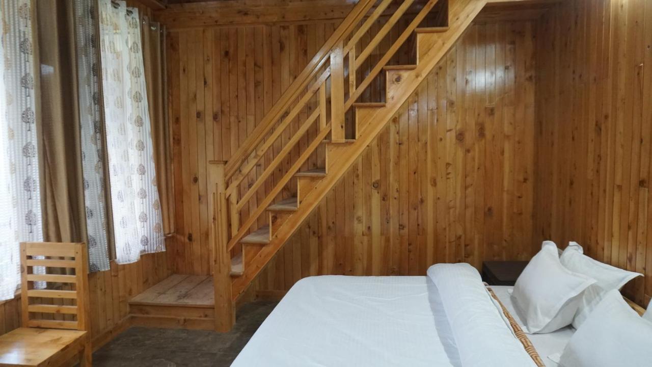 Freebird Nest 2 Stays & Cafe Jibhi Esterno foto